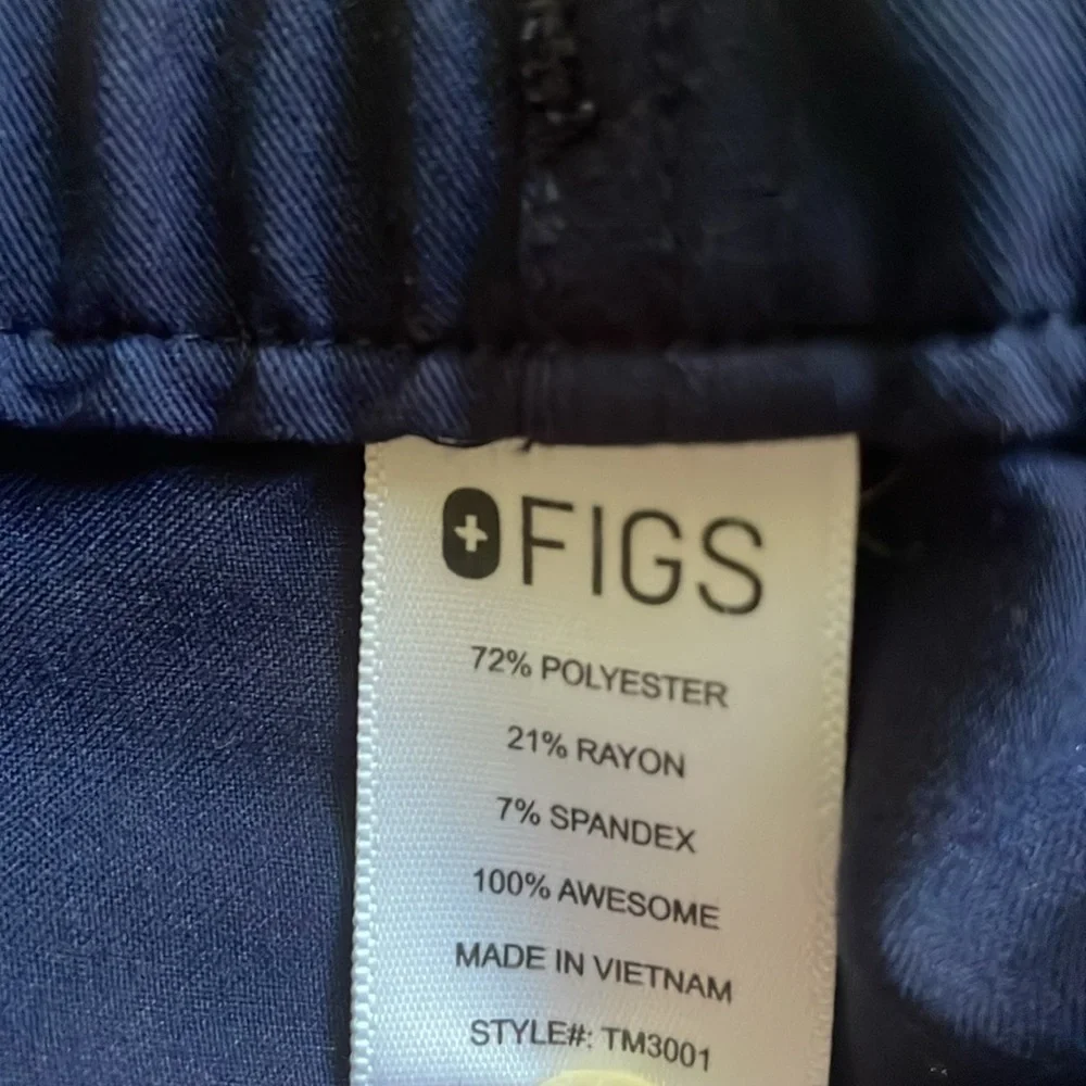 FIGS Technical Collection Pants Size Large